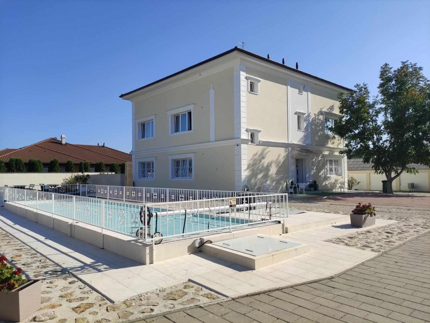 Kemence Csarda Es Szalloda Hotel Nyíregyháza